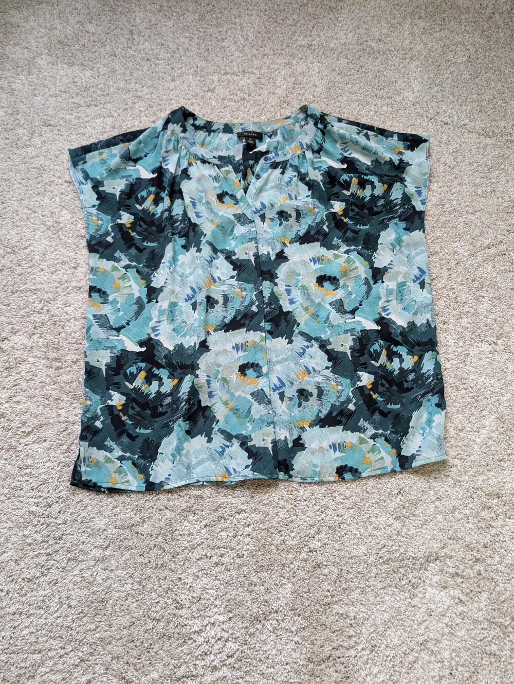 Halogen Floral Print Short Sleeve Button-Up Shirt - Medium